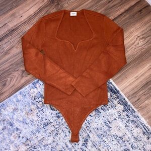 Abercrombie - Rust Orange Long Sleeve Bodysuit
